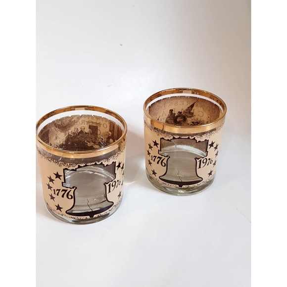 Vintage American Bicentennial 1776-1976 Rock Lowball Glasses, Set of 2 Gold Rim - Picture 10 of 10
